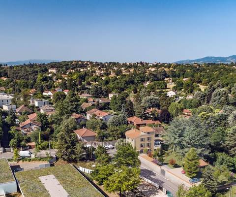 Fb oullins vue aer 03 lt 2 - FB Group